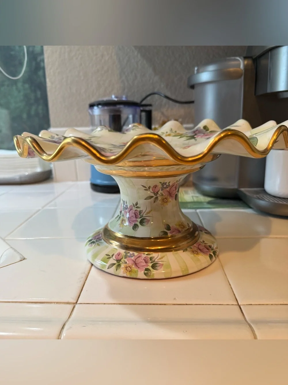 Vintage MacKenzie-Childs Sweet Pea Honeymoon Yellow Check Cake Stand